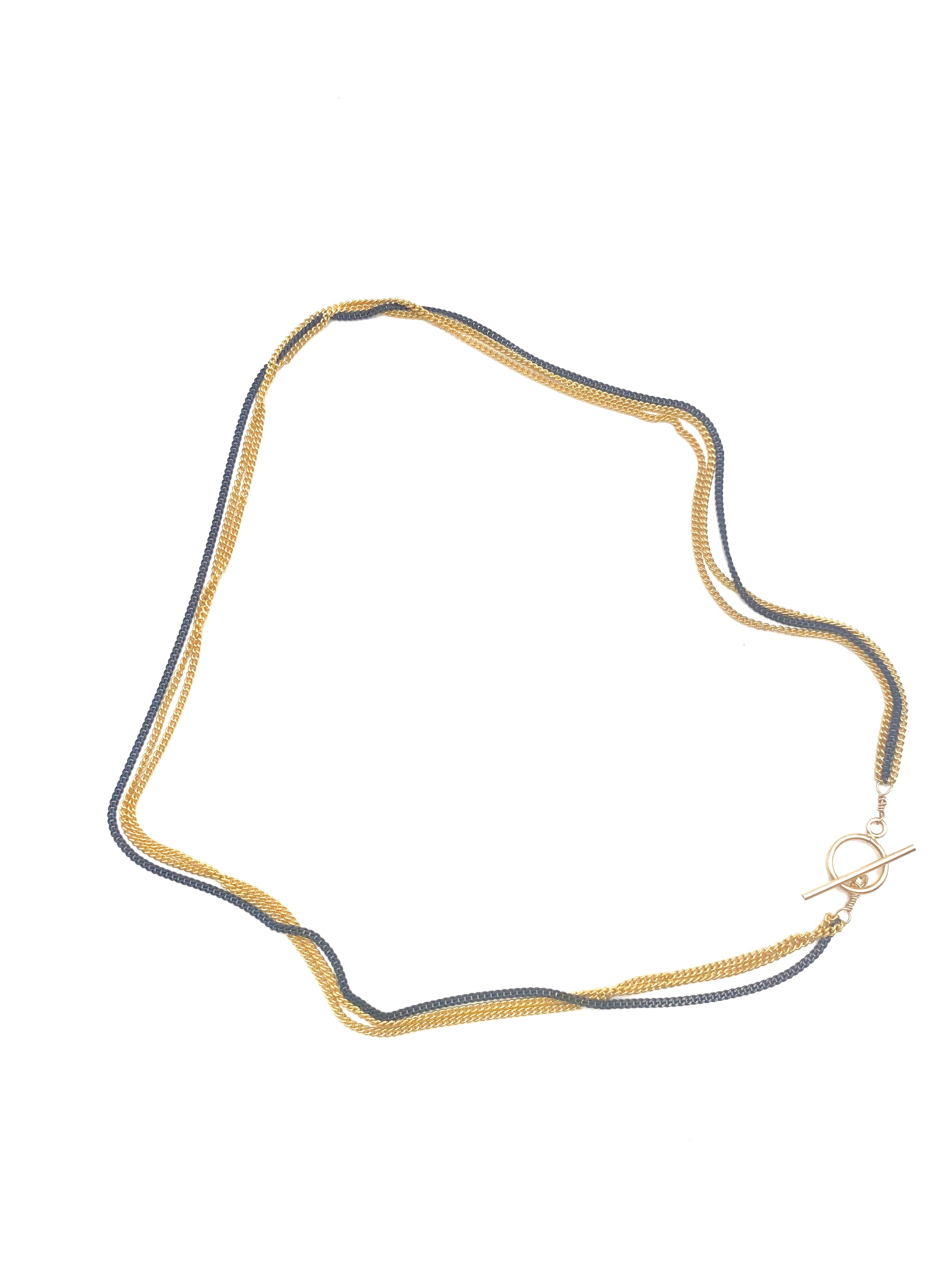 Amelia Choker